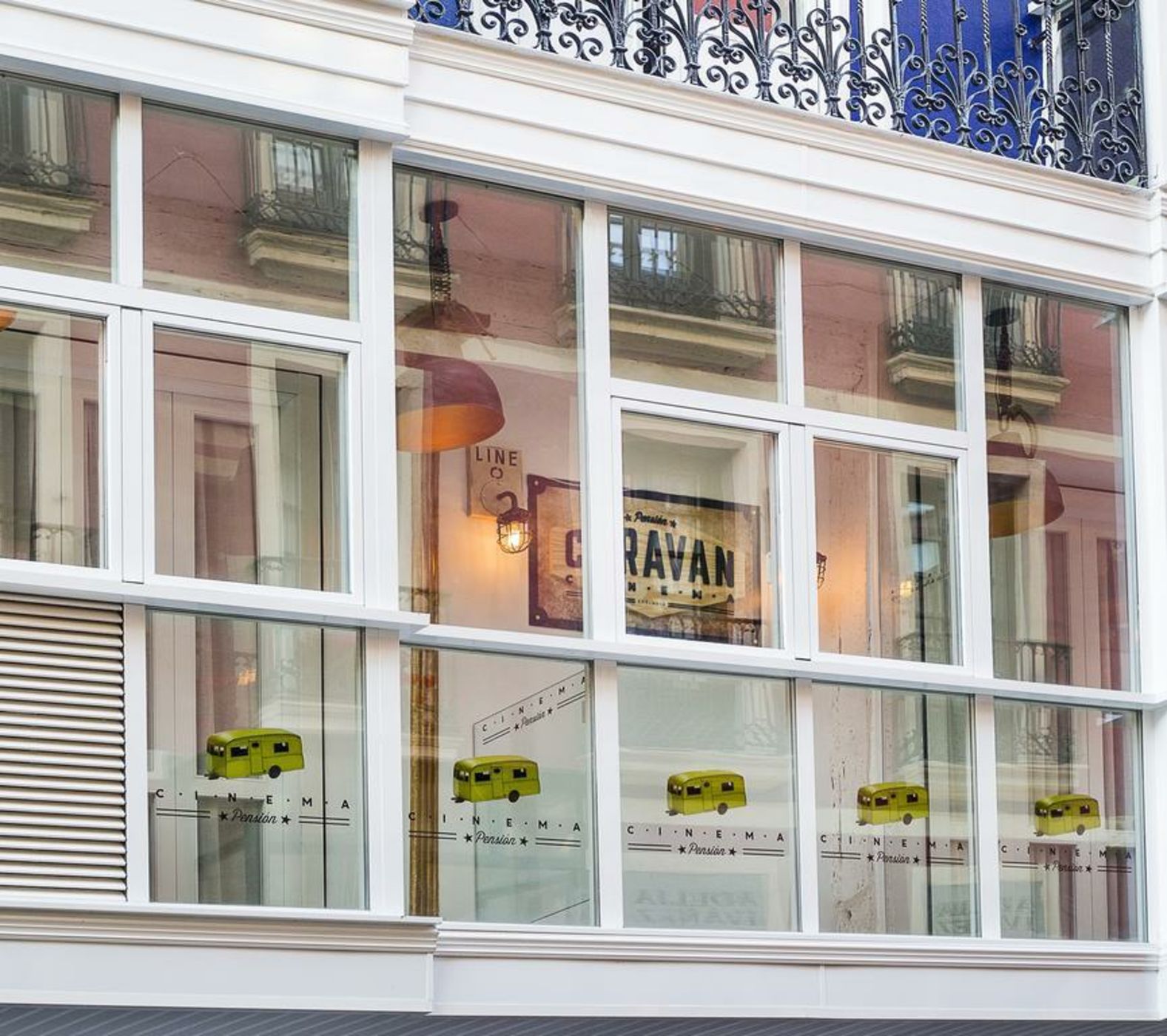 Pensión Boutique Caravan Cinema