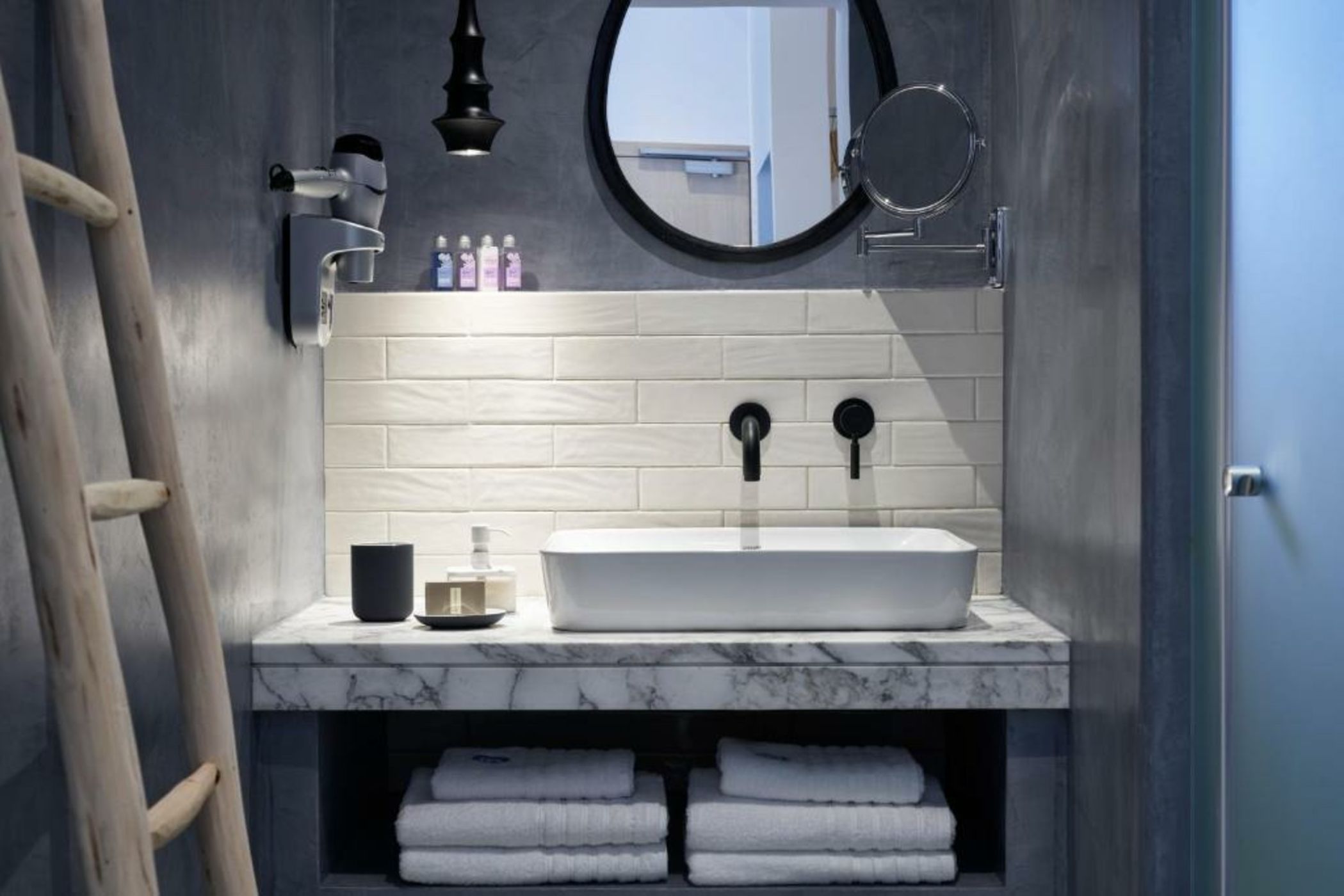 Antigoni Beach Resort