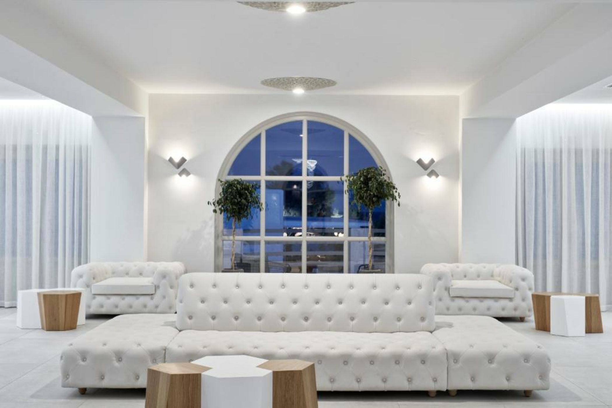 Costa Grand Resort & Spa