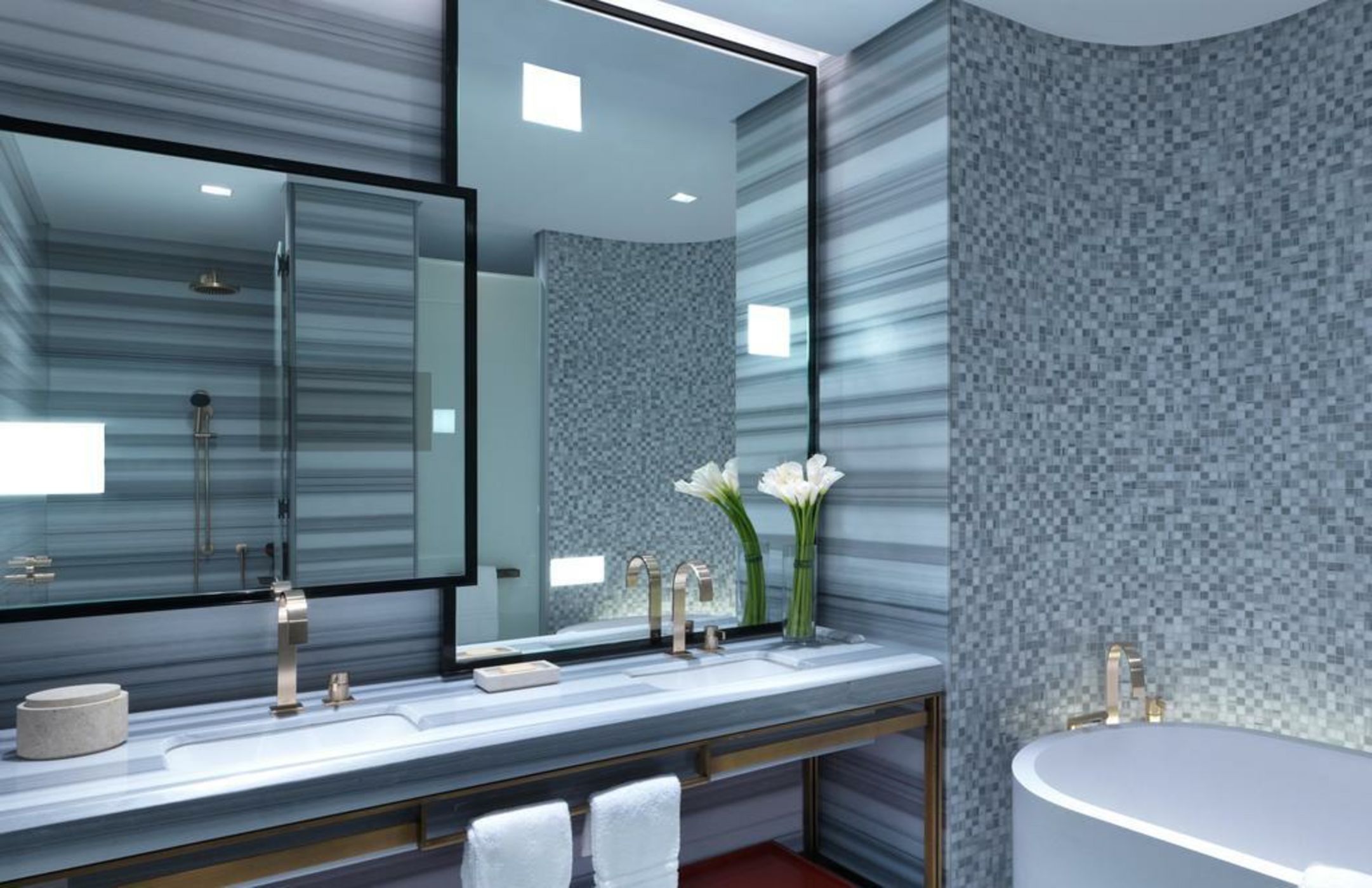 Four Seasons Hotel Kuwait at Burj Alshaya