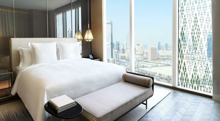 Four Seasons Hotel Kuwait at Burj Alshaya