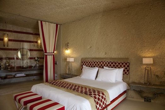 Hezen Cave Hotel