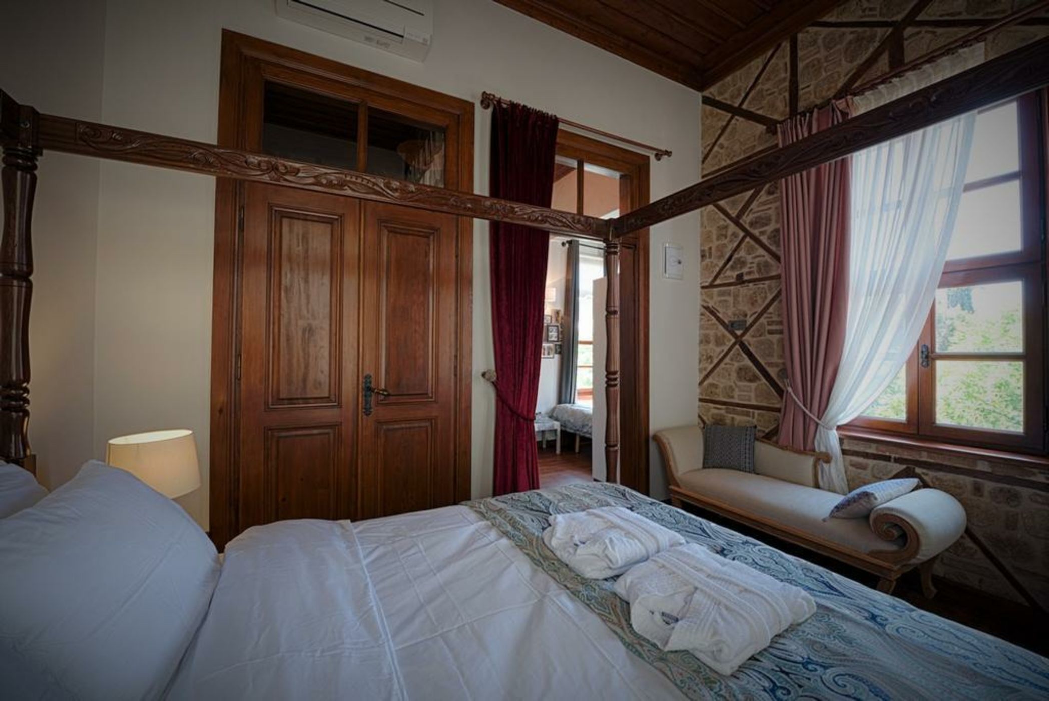 Palm House 17 - Adult Only(12+)