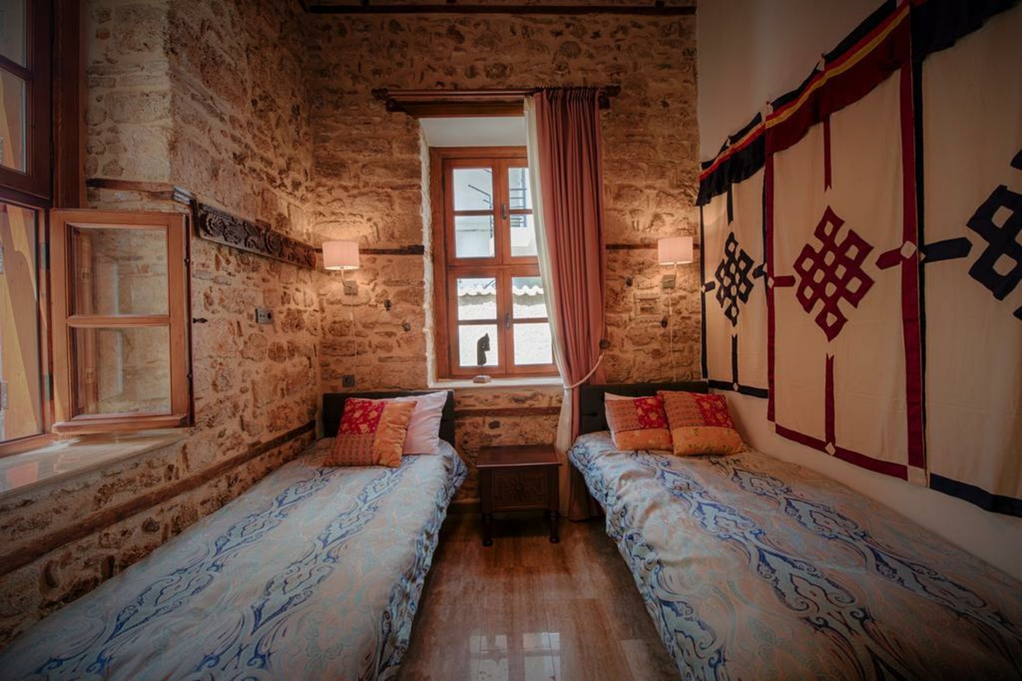 Palm House 17 - Adult Only(12+)