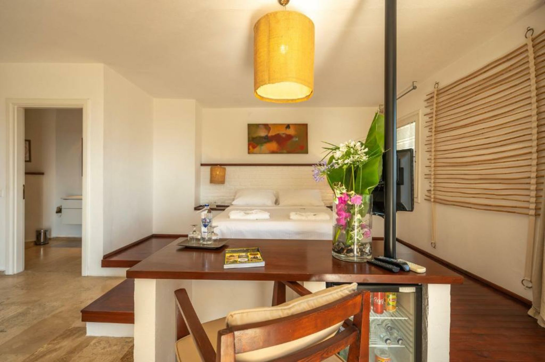 4reasons hotel + bistro | 12+