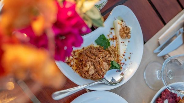 4reasons hotel + bistro | 12+