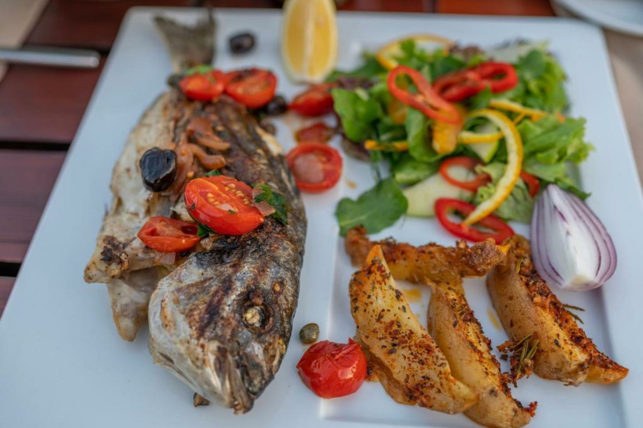 4reasons hotel + bistro | 12+