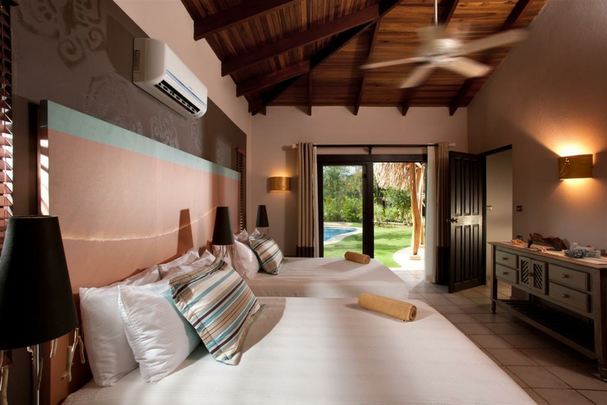 Cala Luna Boutique Hotel & Villas