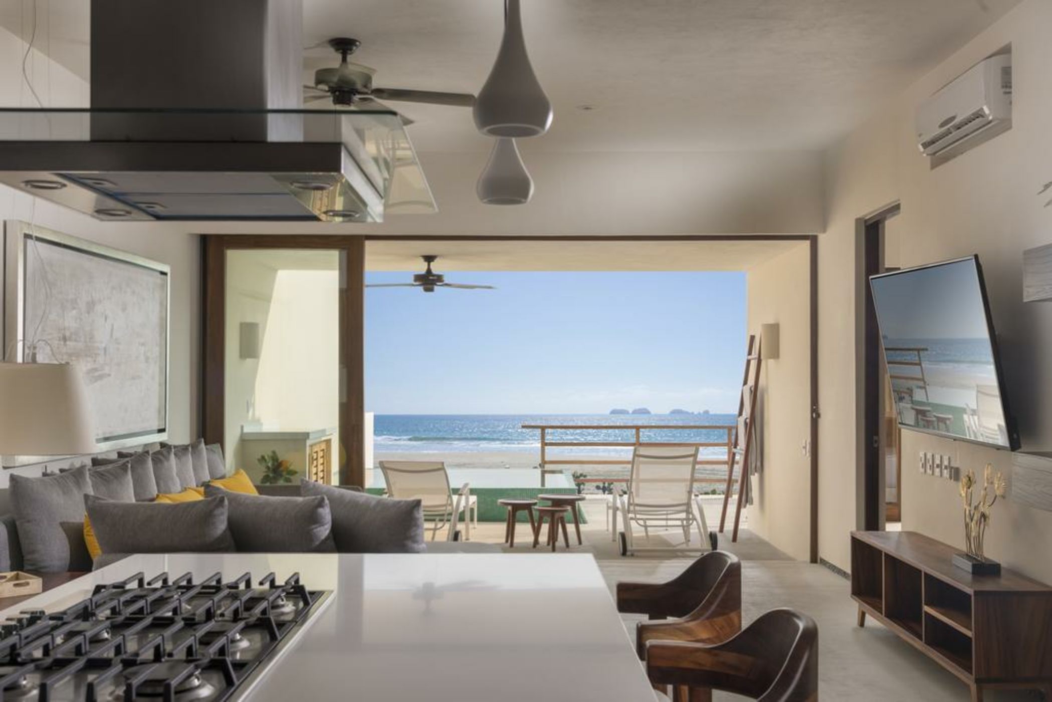 Marea Beachfront Villas