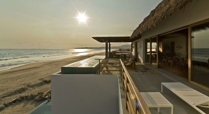 Marea Beachfront Villas