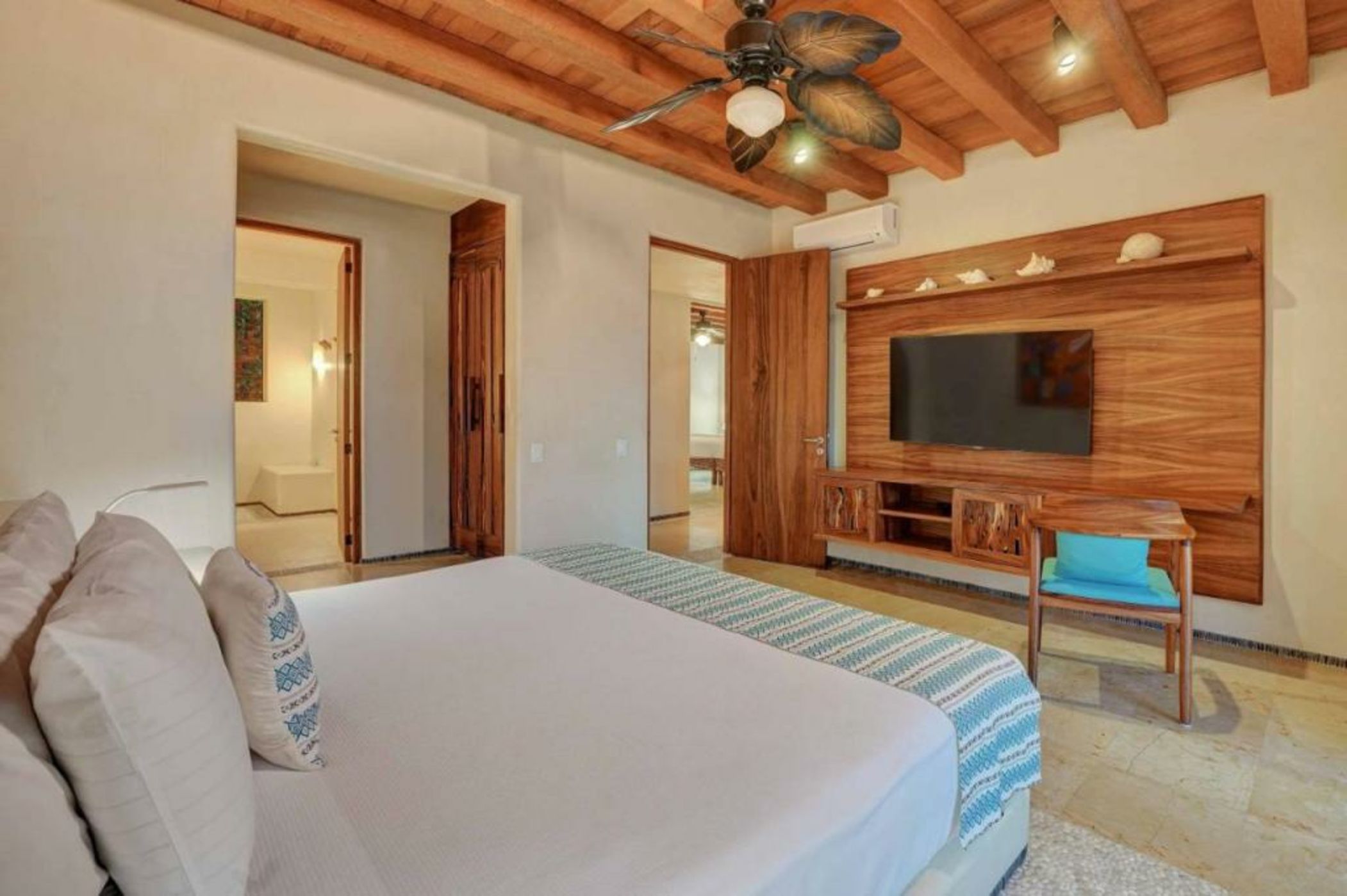Las Palmas Luxury Villas