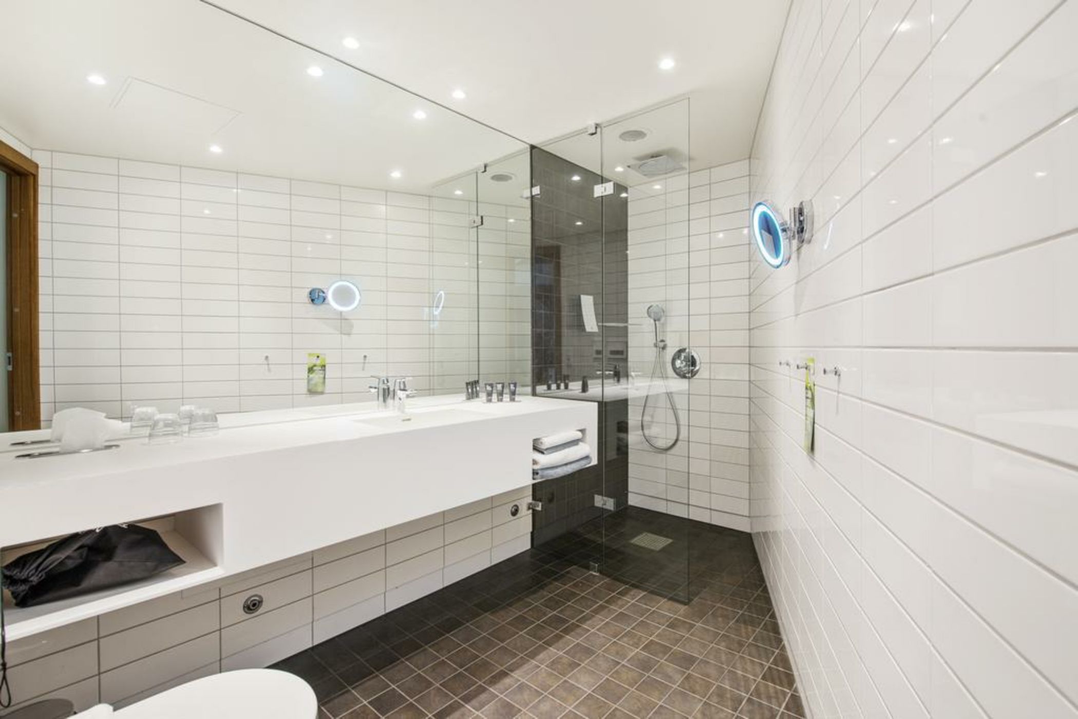 Clarion Hotel The Edge