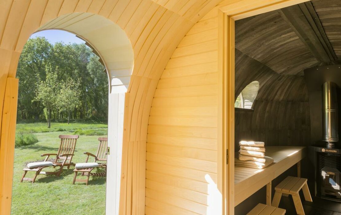 Les Pins de César - La campagne d'Etretat, a Design Boutique Hotel