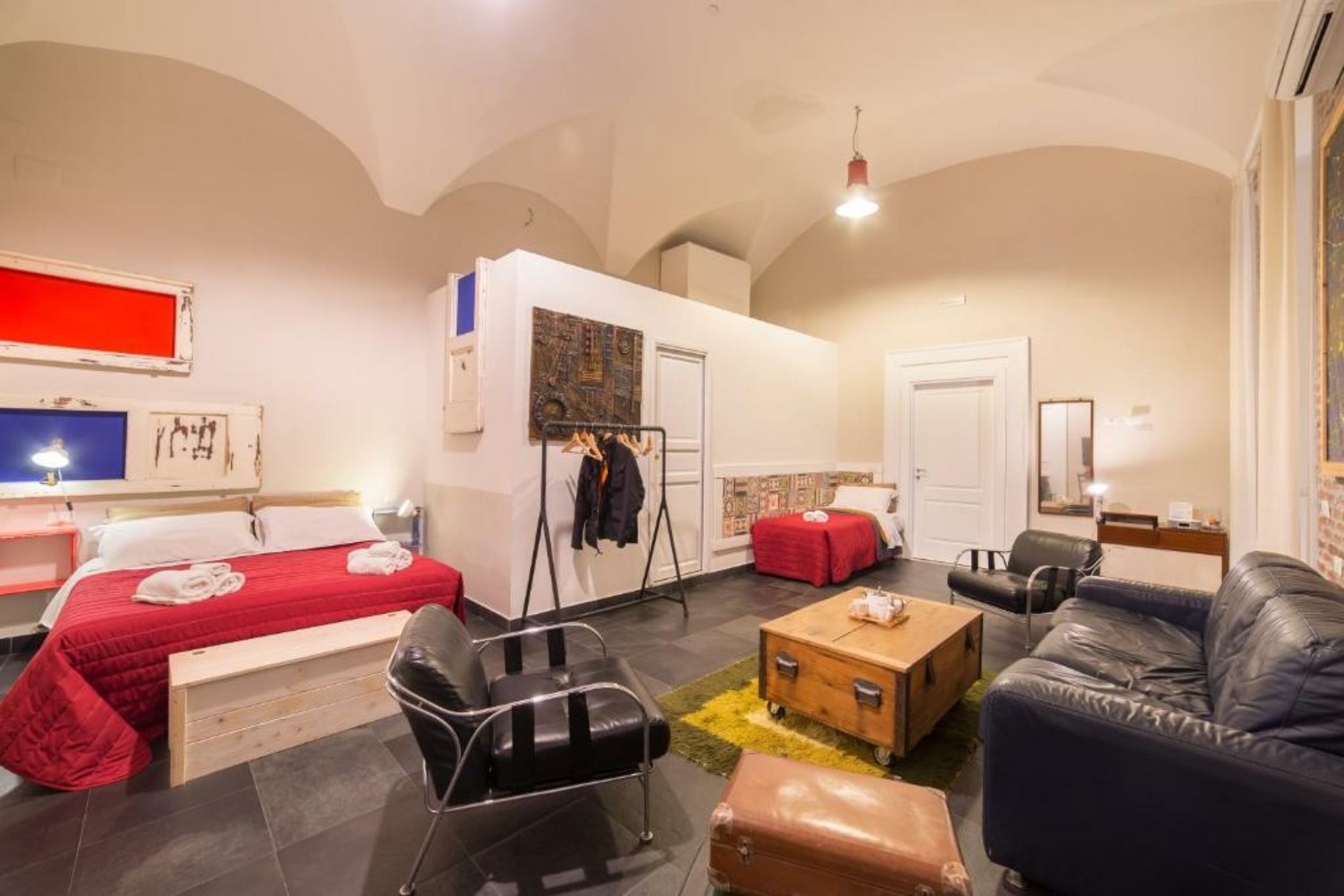 The Bellini House by House In Naples