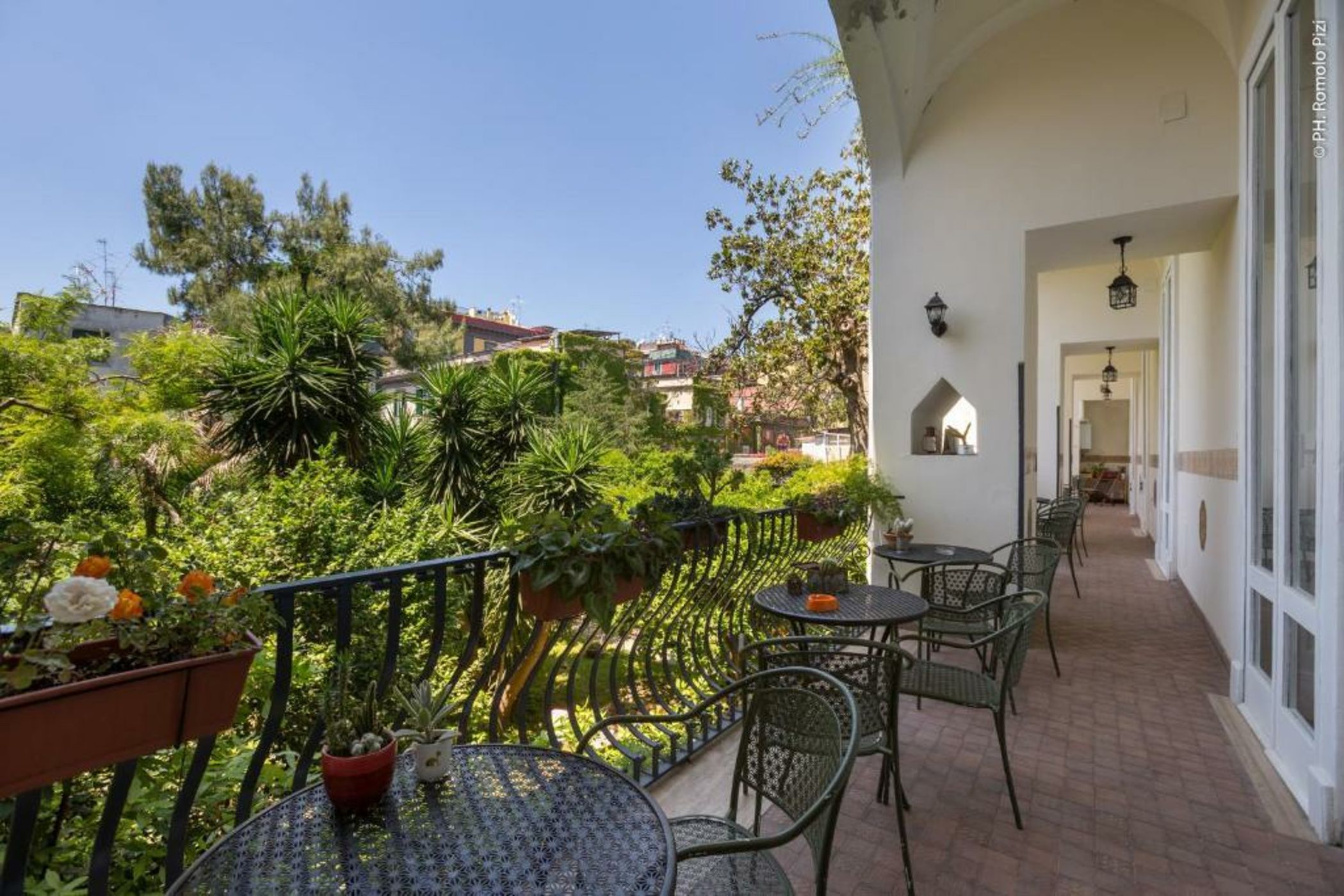 The Bellini House by House In Naples