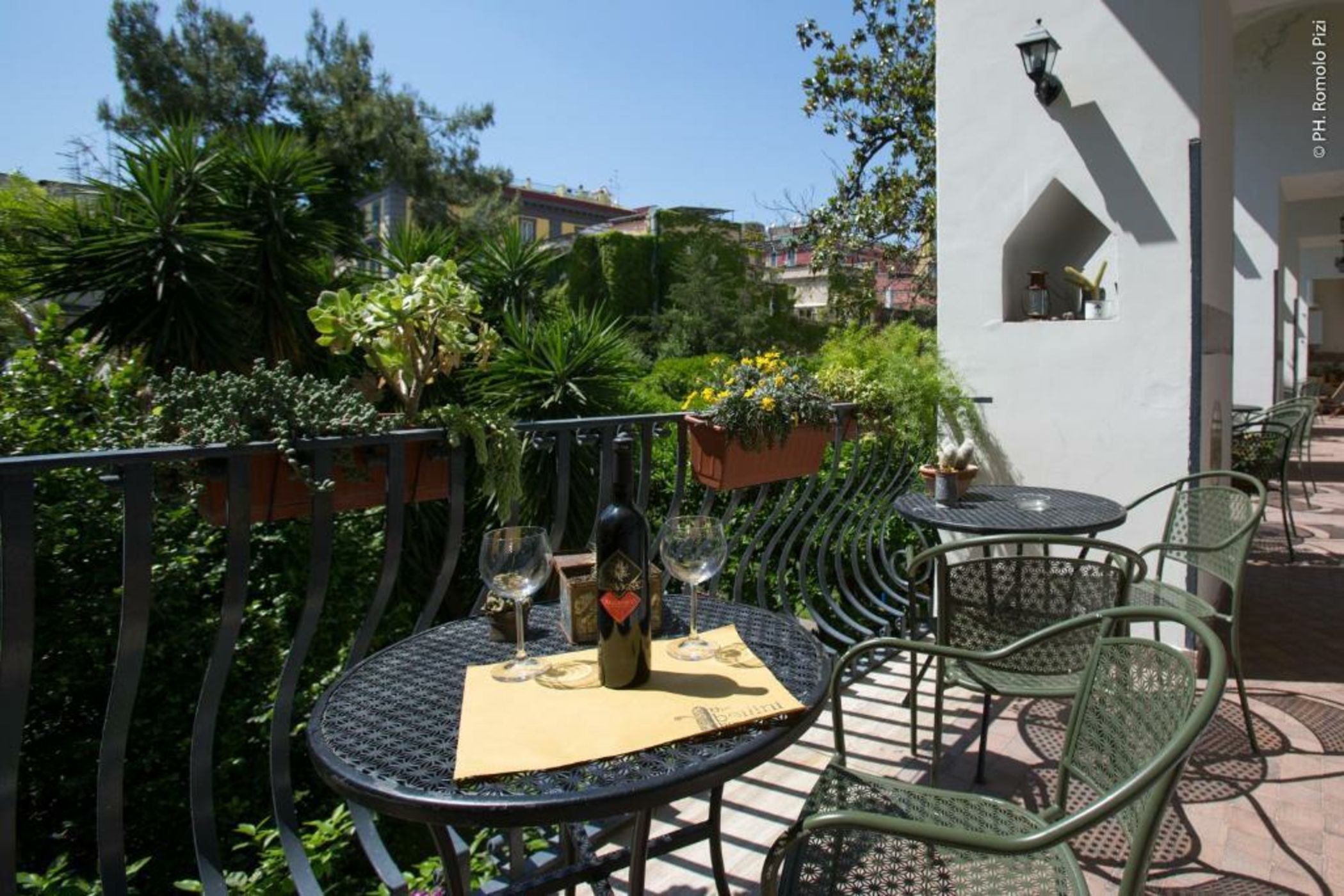 The Bellini House by House In Naples