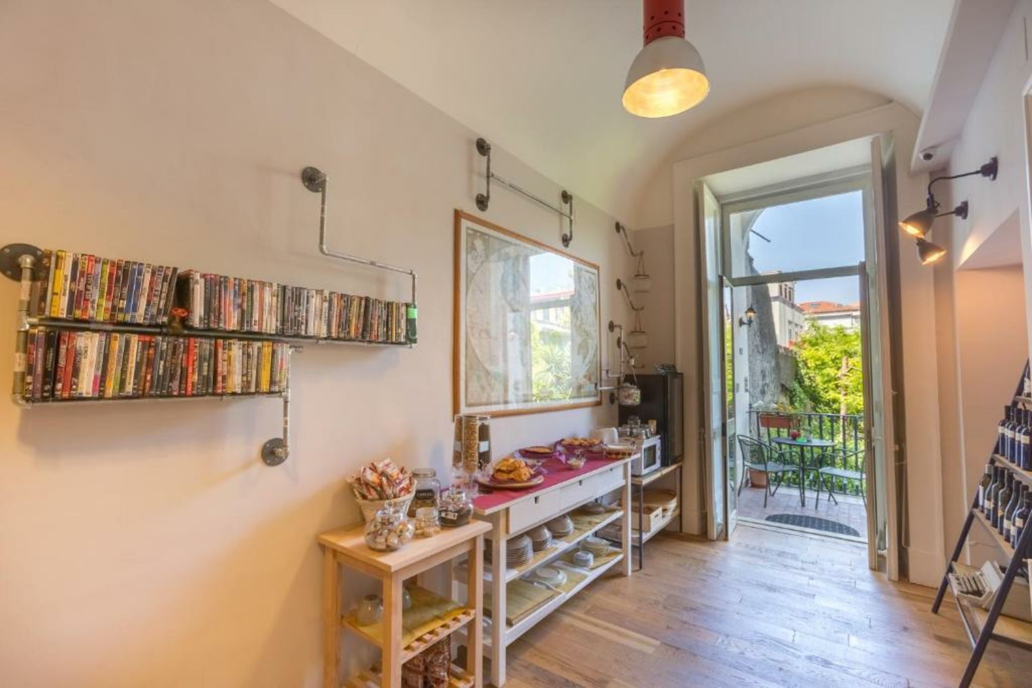 The Bellini House by House In Naples