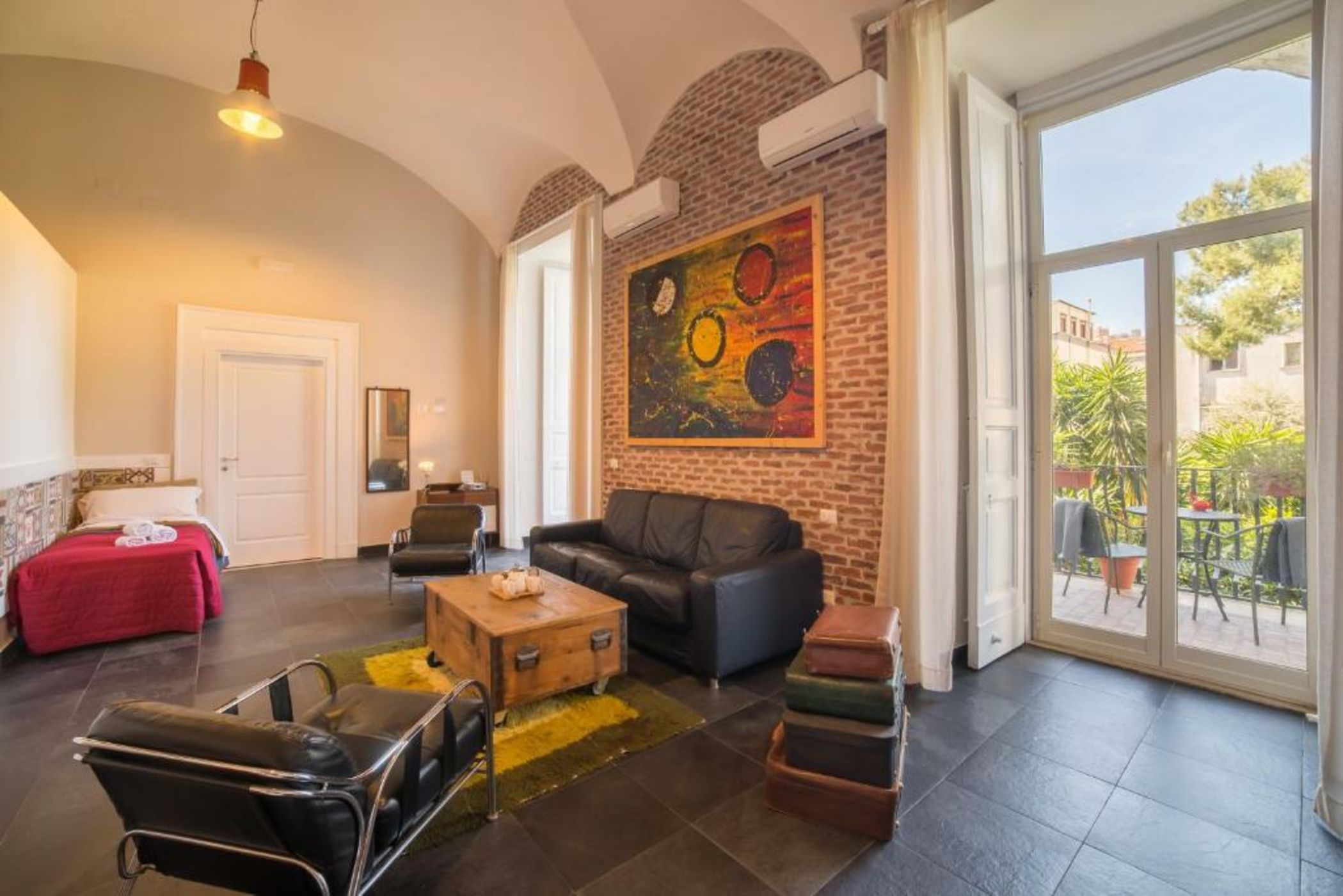 The Bellini House by House In Naples