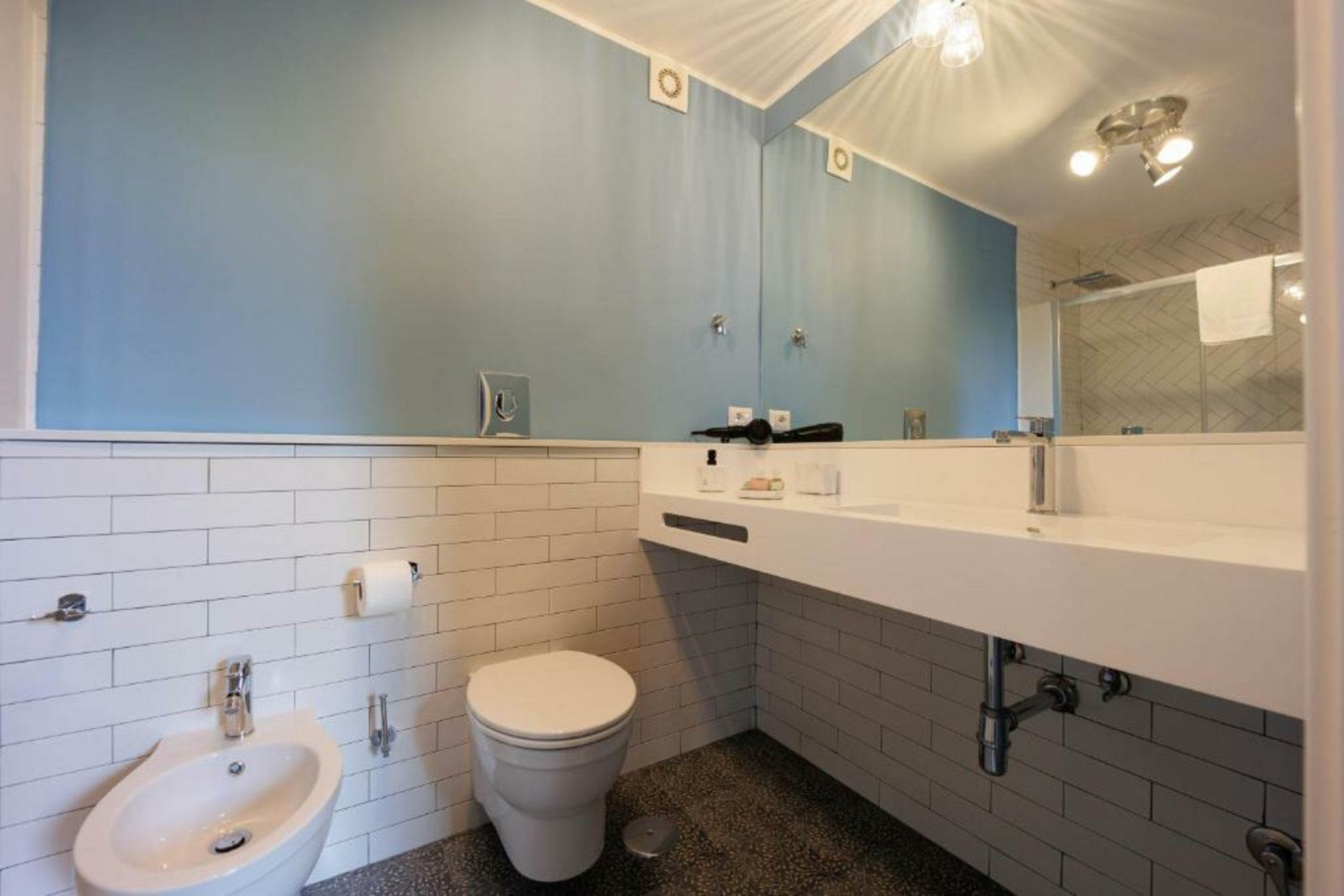 The Bellini House by House In Naples