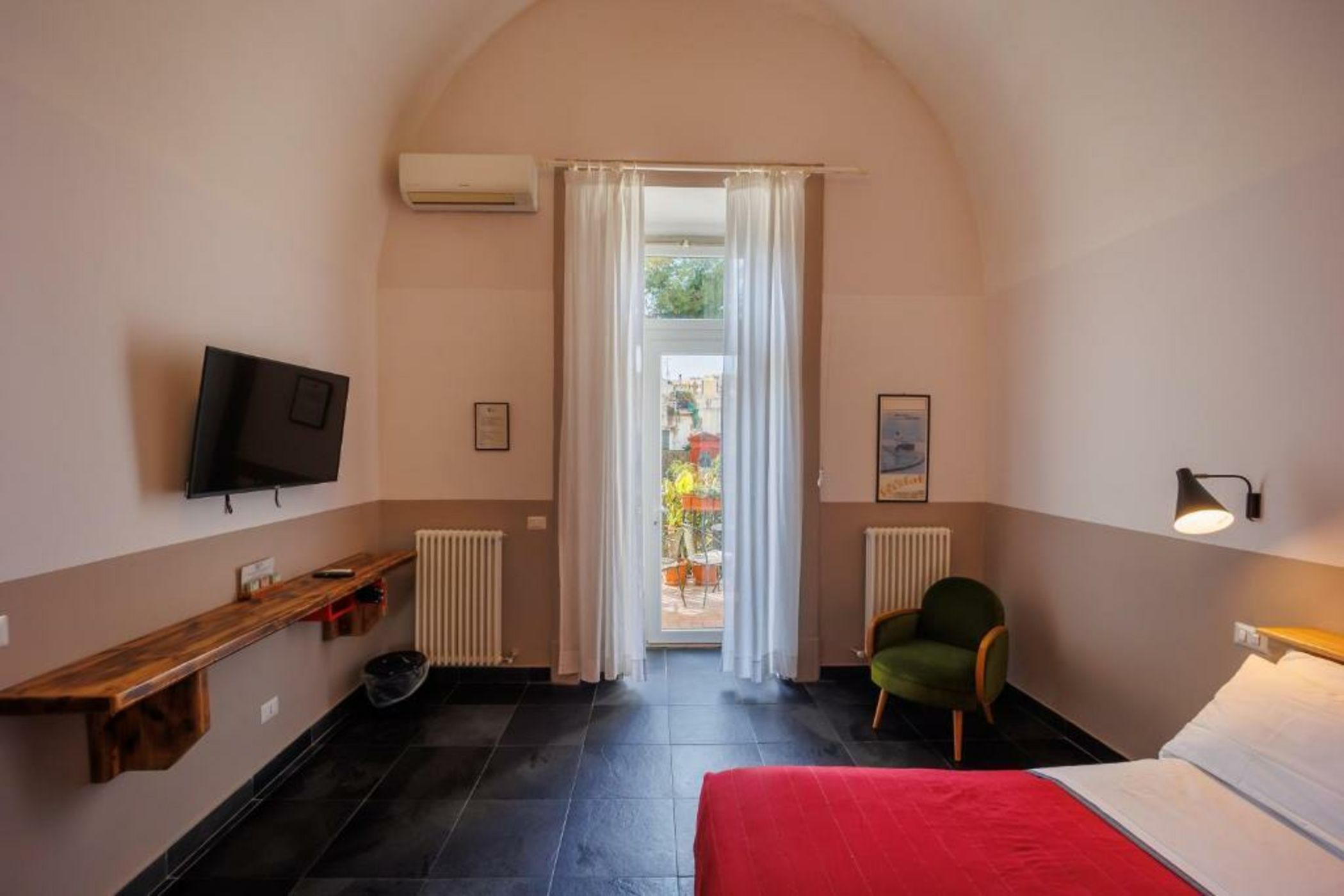 The Bellini House by House In Naples