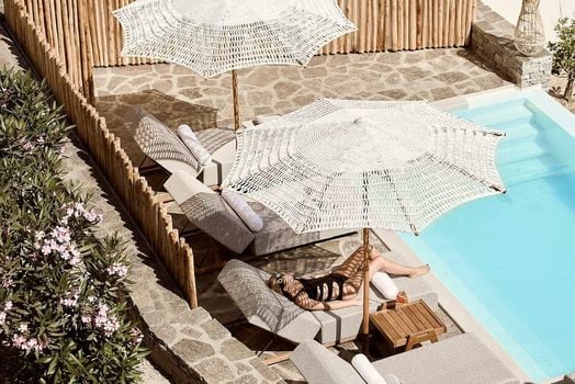 Canal Suites