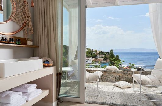 Canal Suites