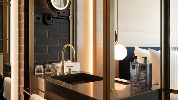 Ruby Emma Hotel Amsterdam by IHG