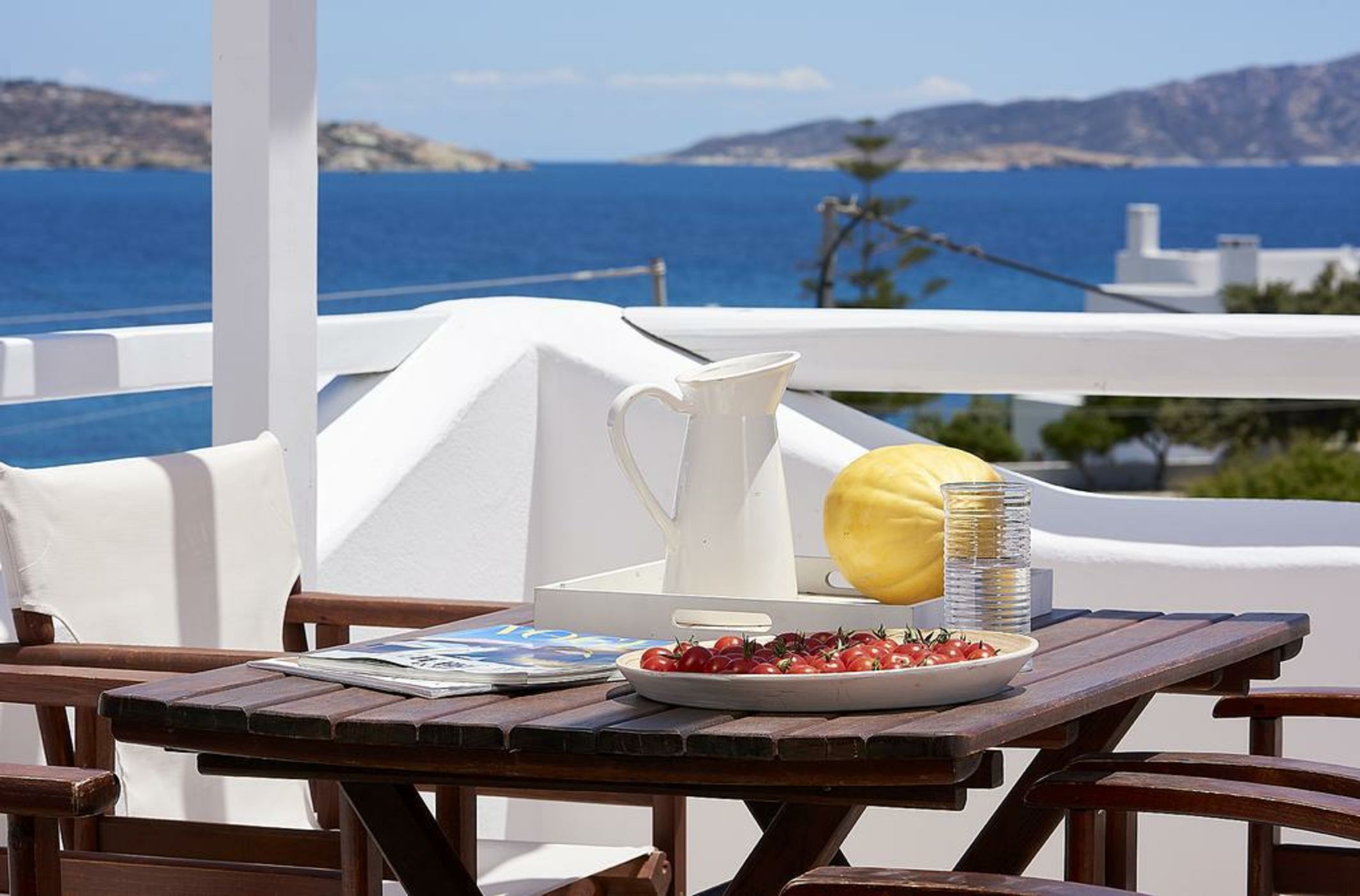 Mirabeli Apartments & Suites