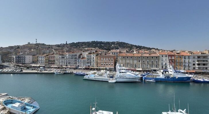 Hôtel L'orque Bleue