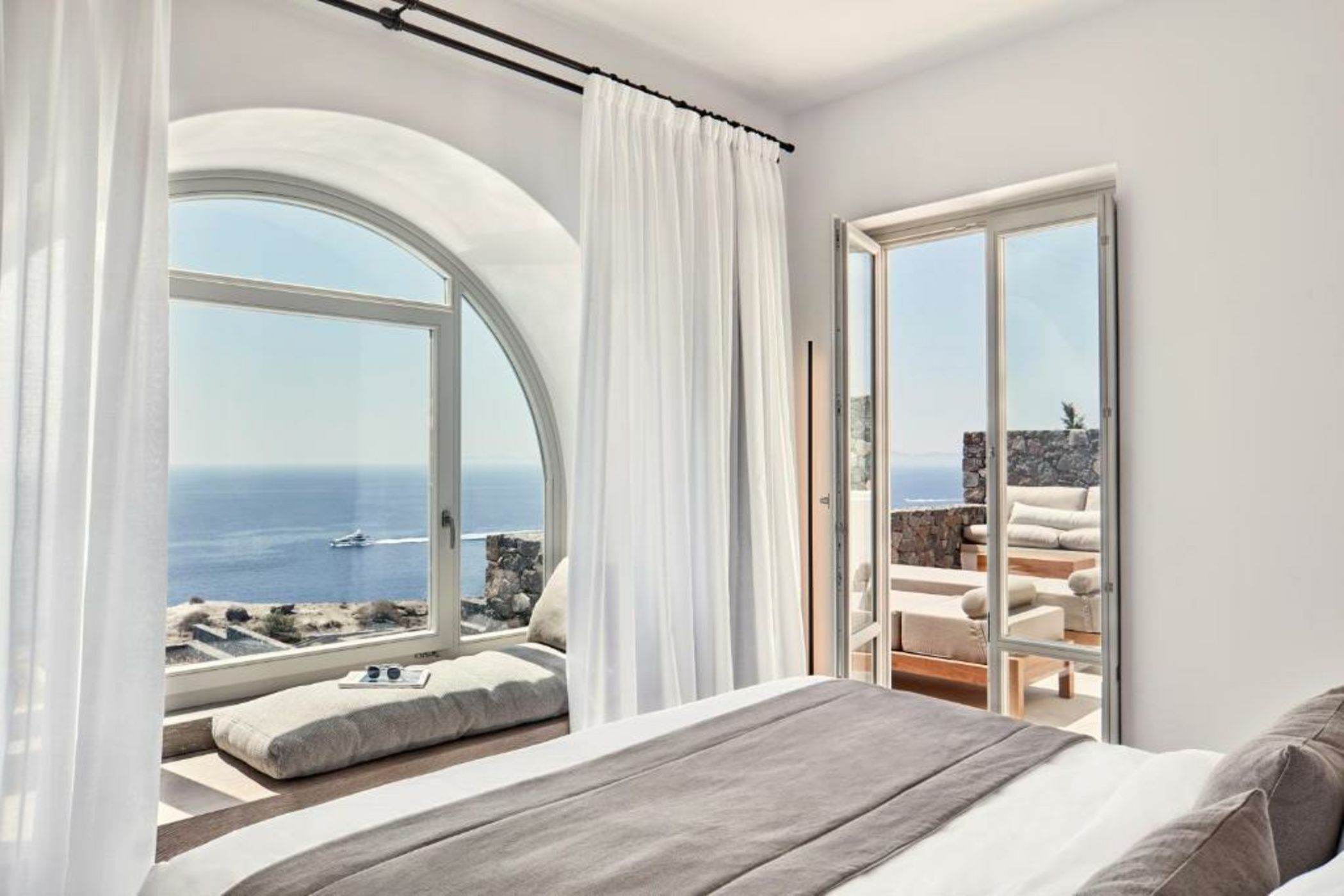 Canaves Oia Epitome - Small Luxury Hotels of the World