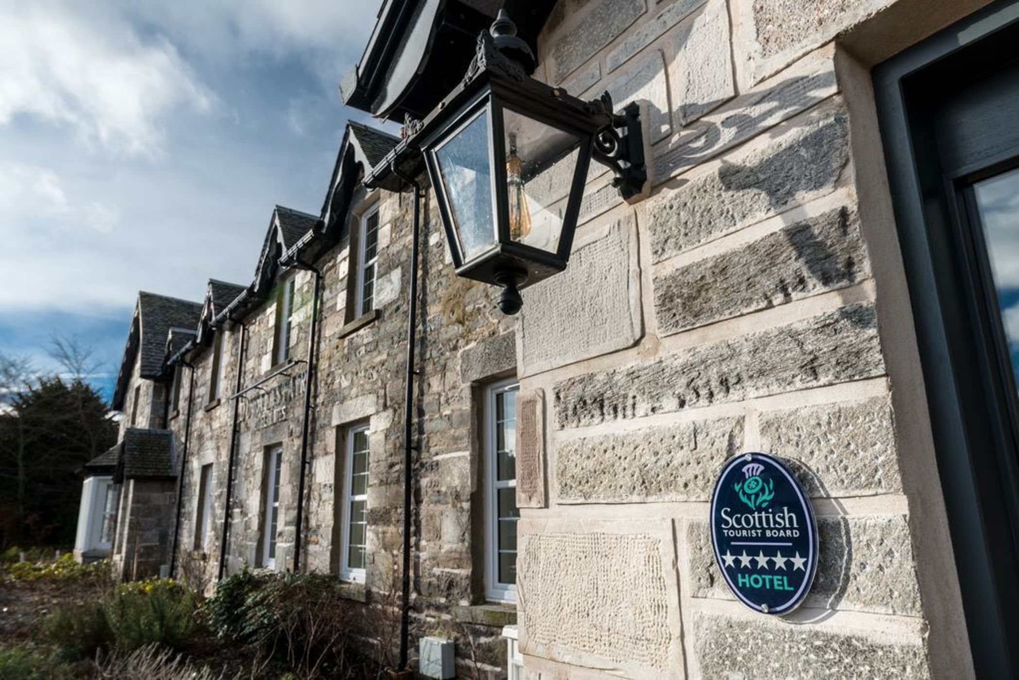 Dunalastair Hotel Suites