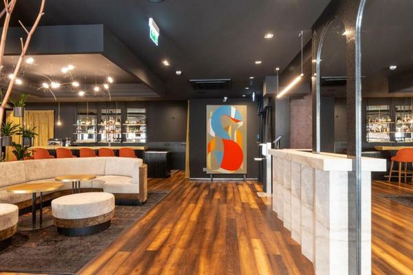 La Mansion Vi Vadi Hotel