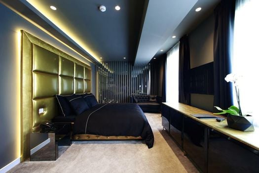 Hotel 9