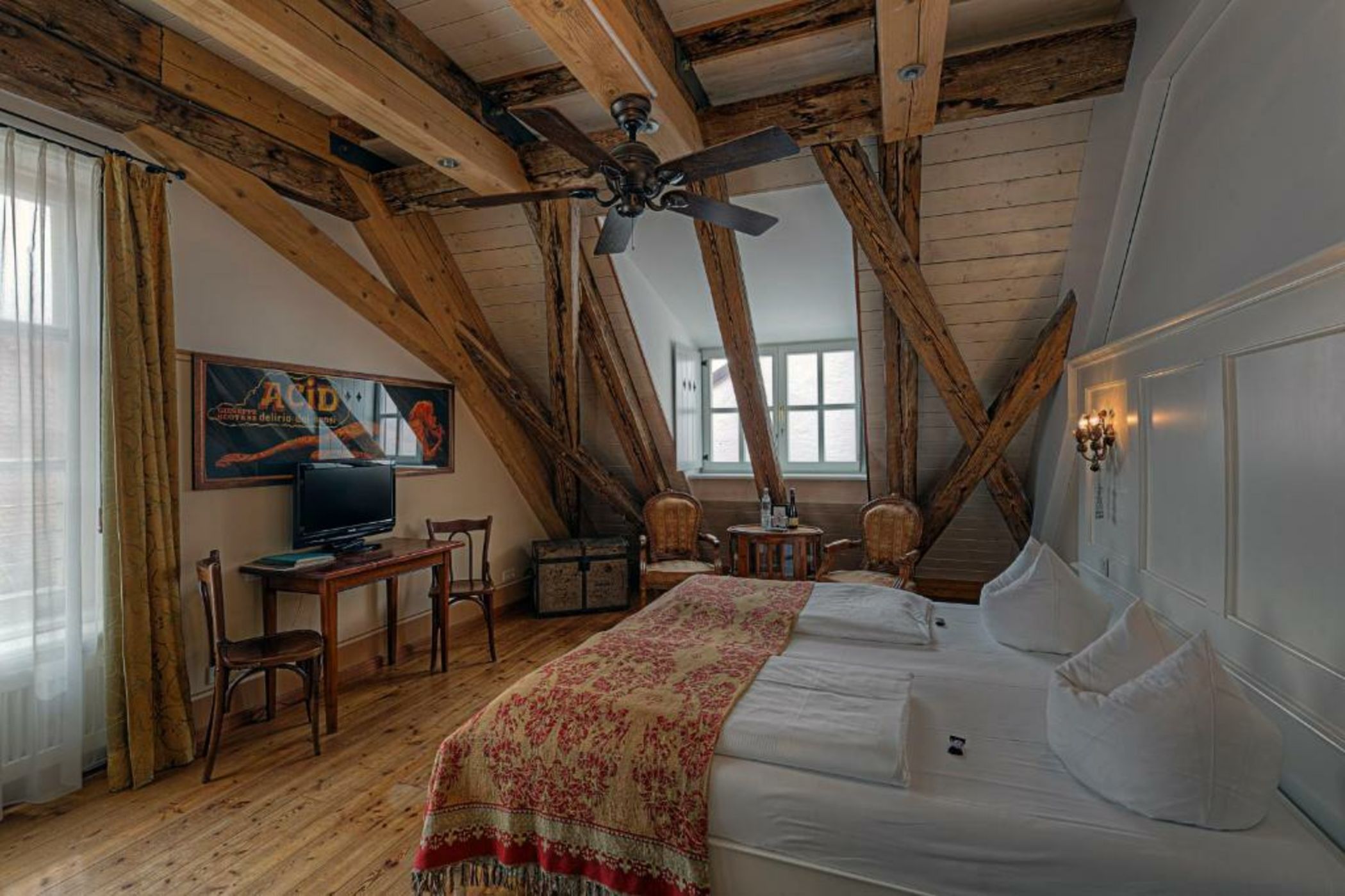 Hotel Orphée - Großes Haus