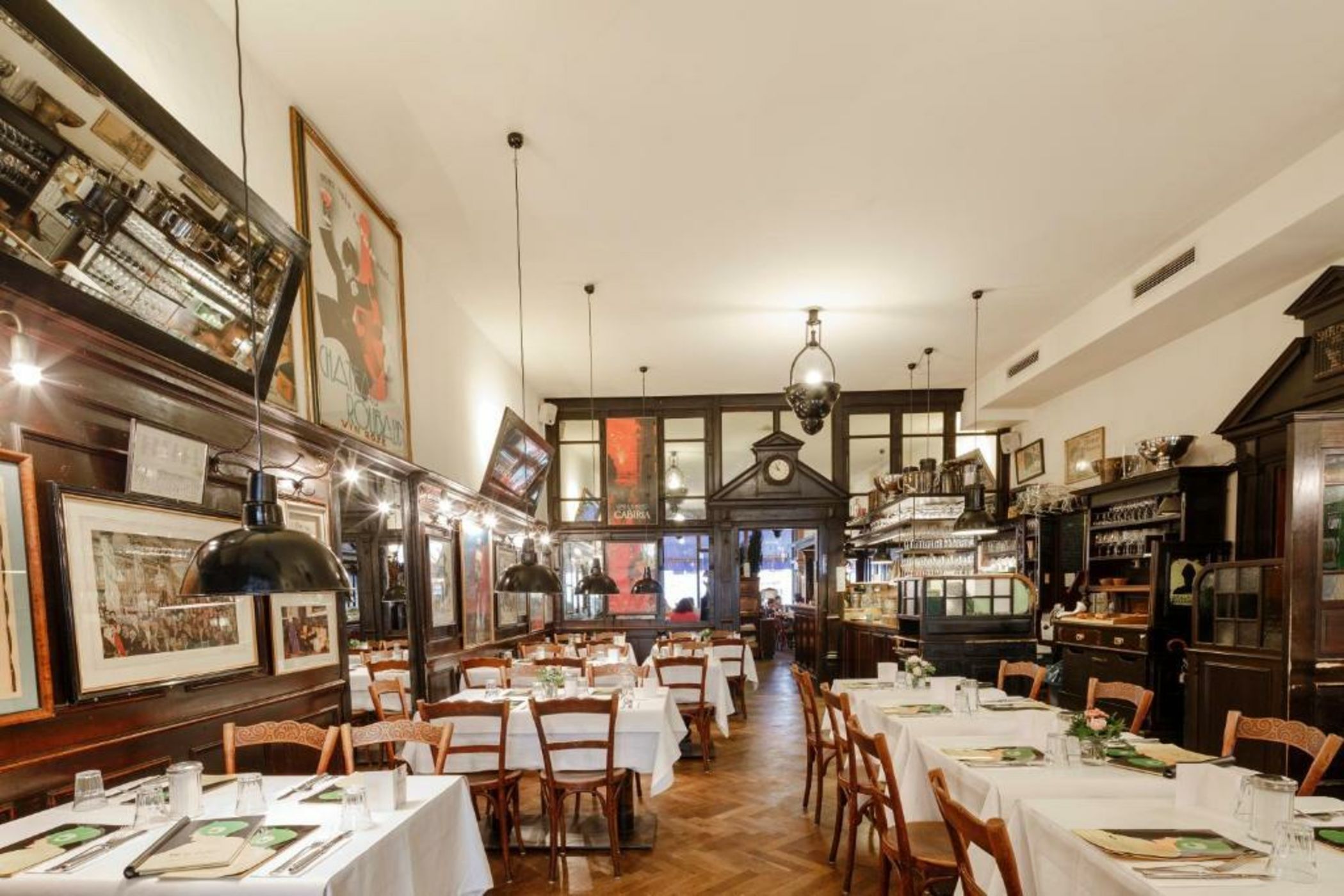 Hotel Orphée - Großes Haus