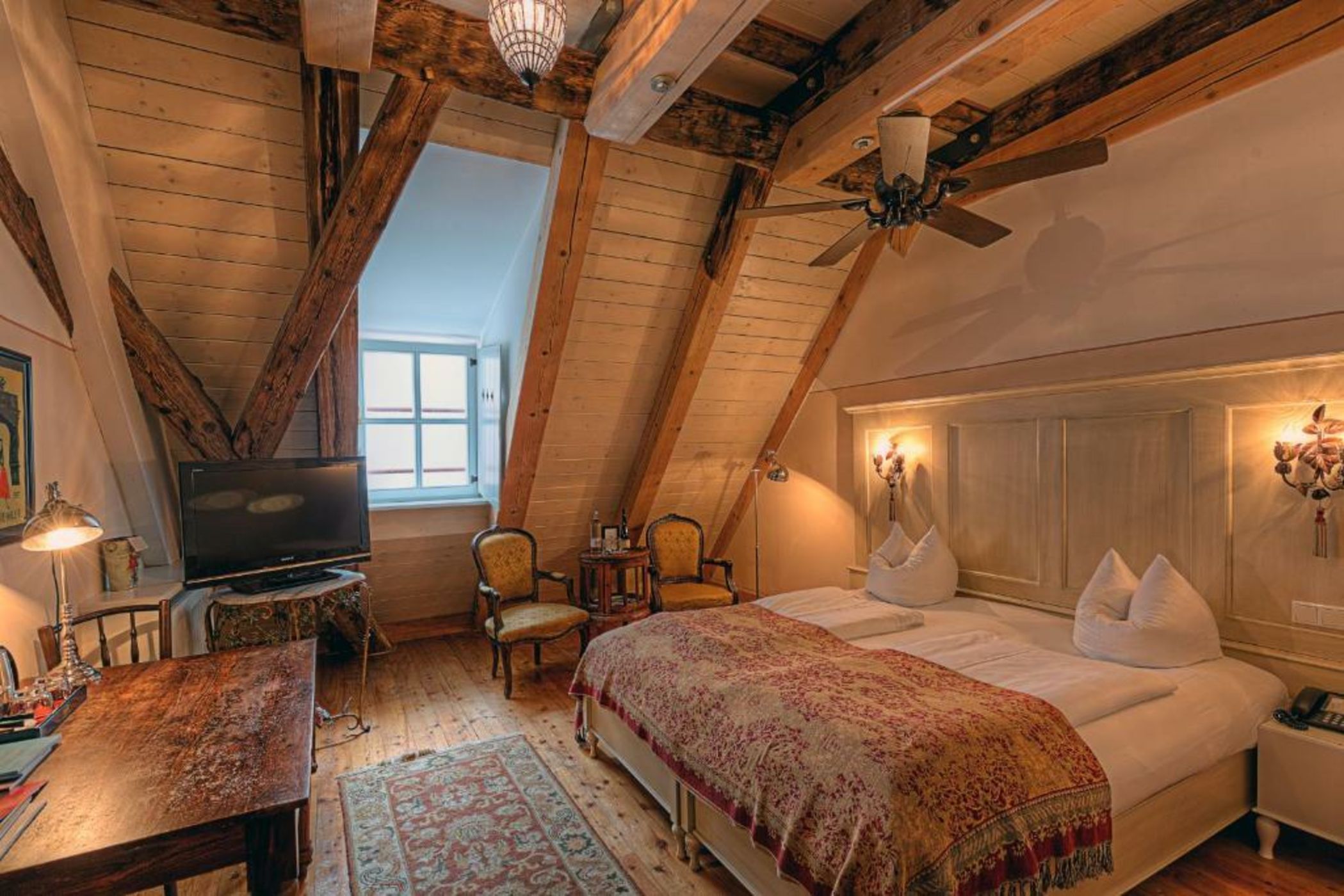 Hotel Orphée - Großes Haus