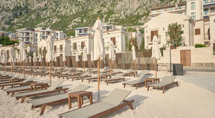 HUMA Kotor Bay Hotel and Villas