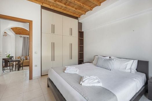 Sea View Residence
