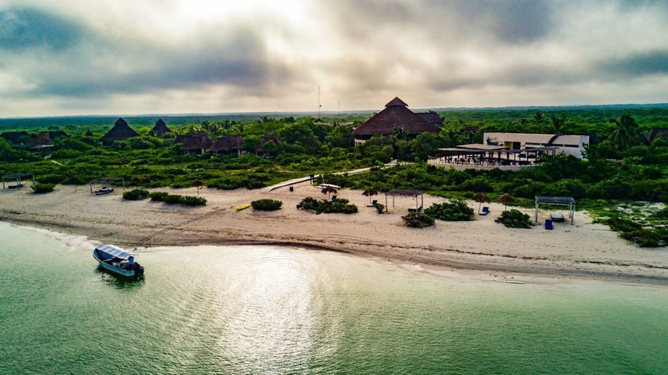 Xixim Unique Mayan Hotel