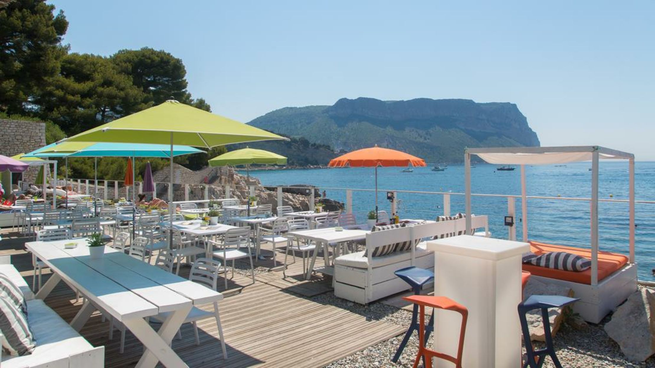 Hotel de La Plage - Mahogany