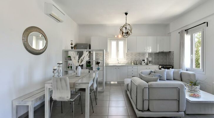 Azzurro Bianco Suites