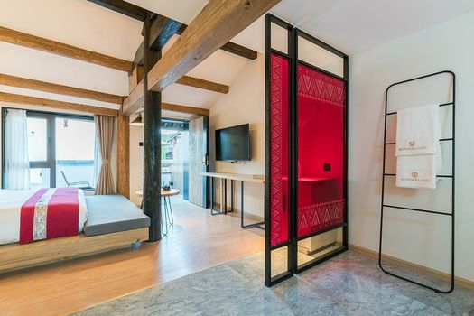 Hotel Wonderland