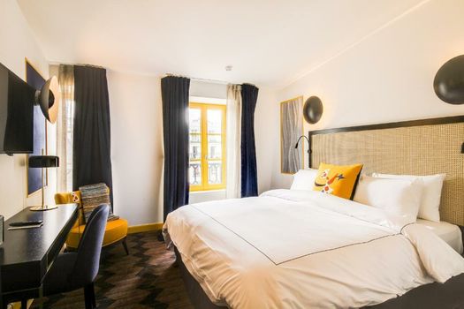 Mom'Art Hotel
