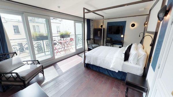 Mom'Art Hotel