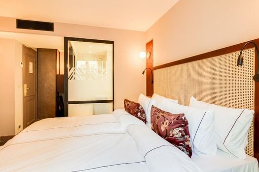 Mom'Art Hotel