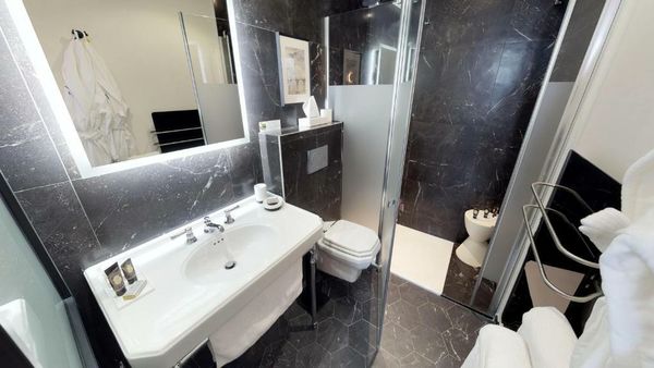 Mom'Art Hotel