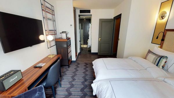 Mom'Art Hotel