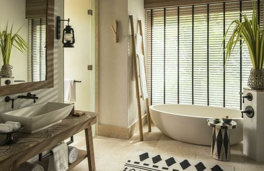 Four Seasons Resort Seychelles at Desroches Island