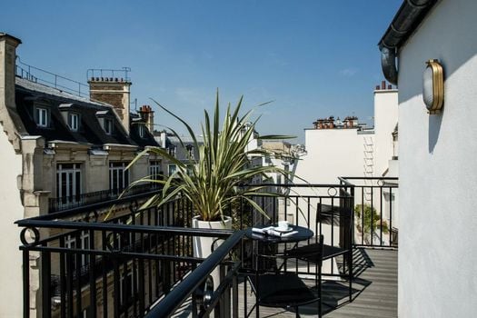 Hôtel du Rond-point des Champs-Élysées - Esprit de France