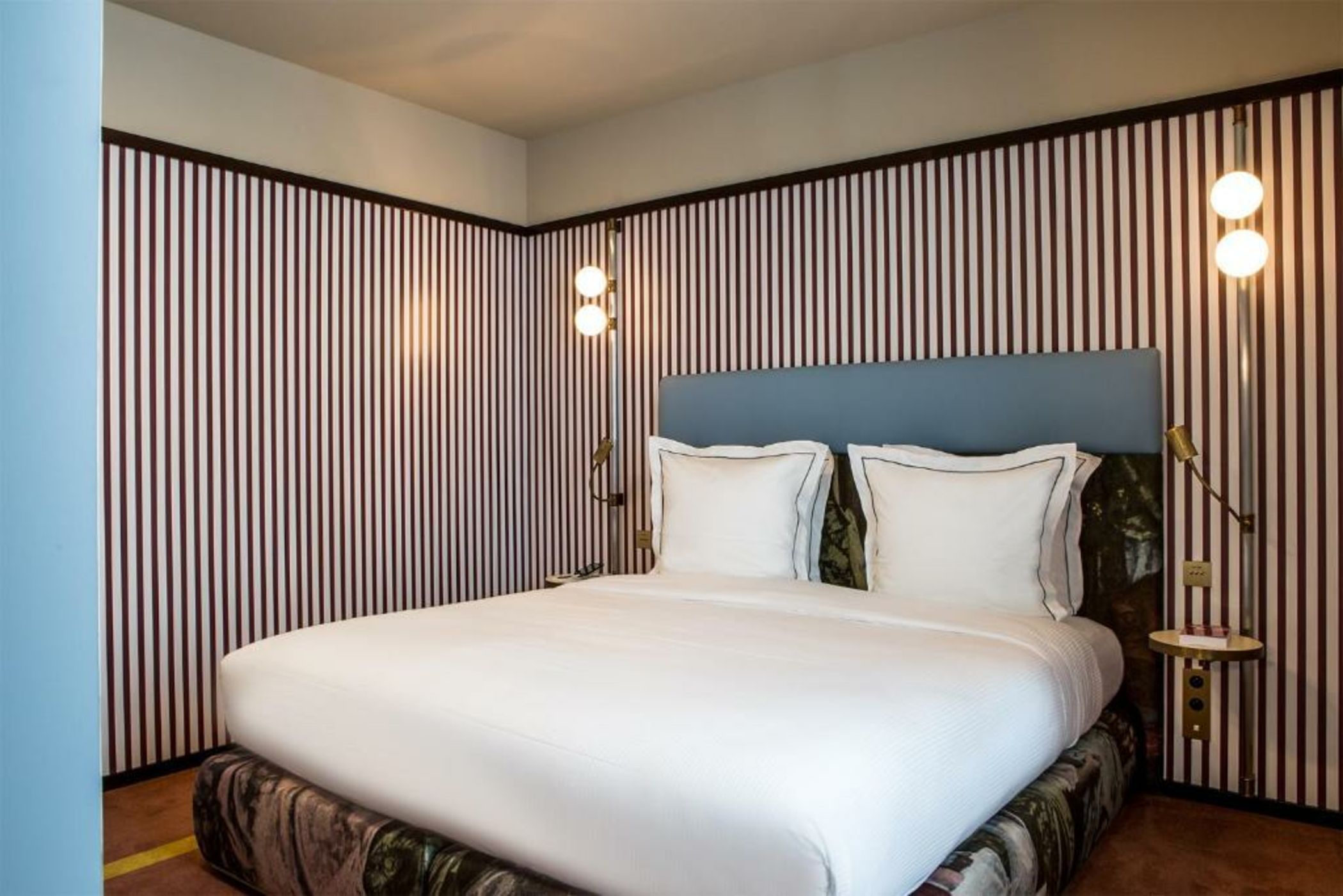 Hôtel du Rond-point des Champs-Élysées - Esprit de France